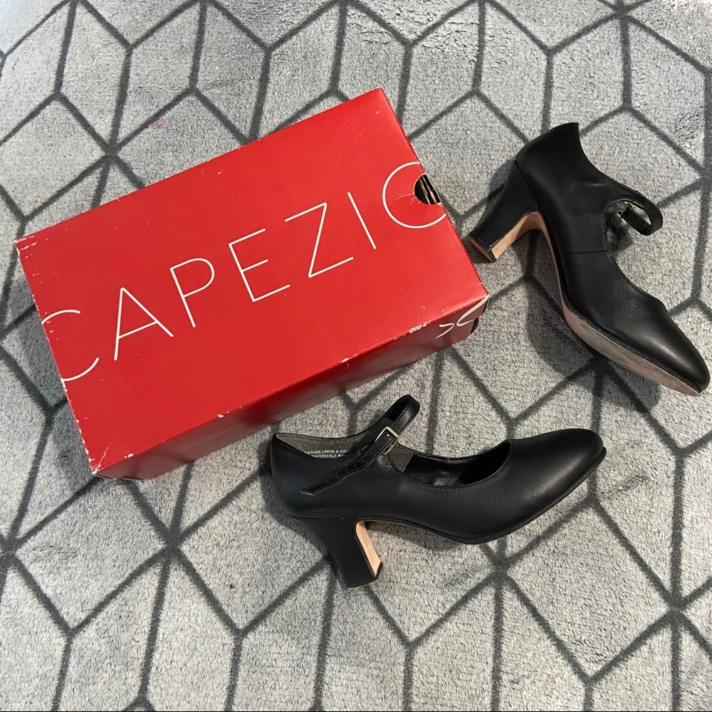 Capezio Manhattan Character 635 Black Leather Shoe